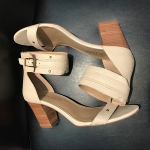Julianne Hough for Sole Society Sz 9B